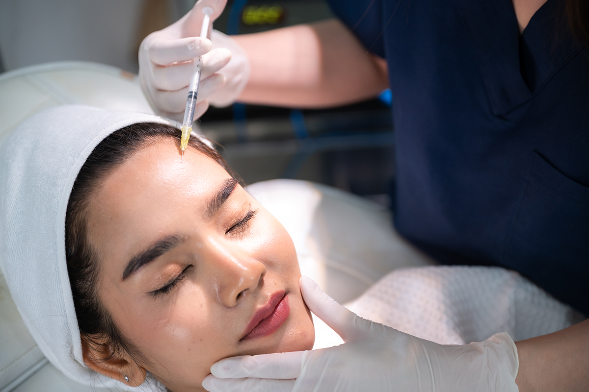 How do Skin Artistry get rid of Forehead Creases?
