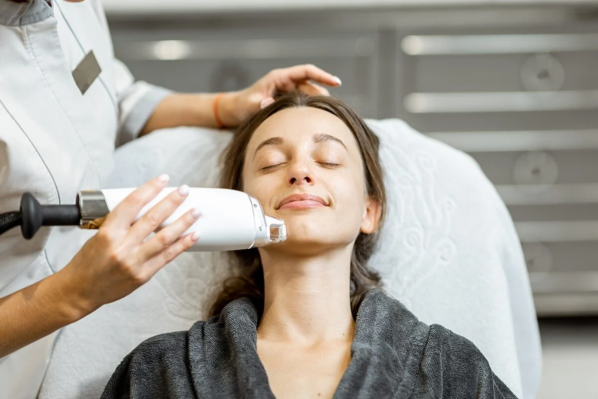 Does IPL treatment help reduce wrinkles on the face