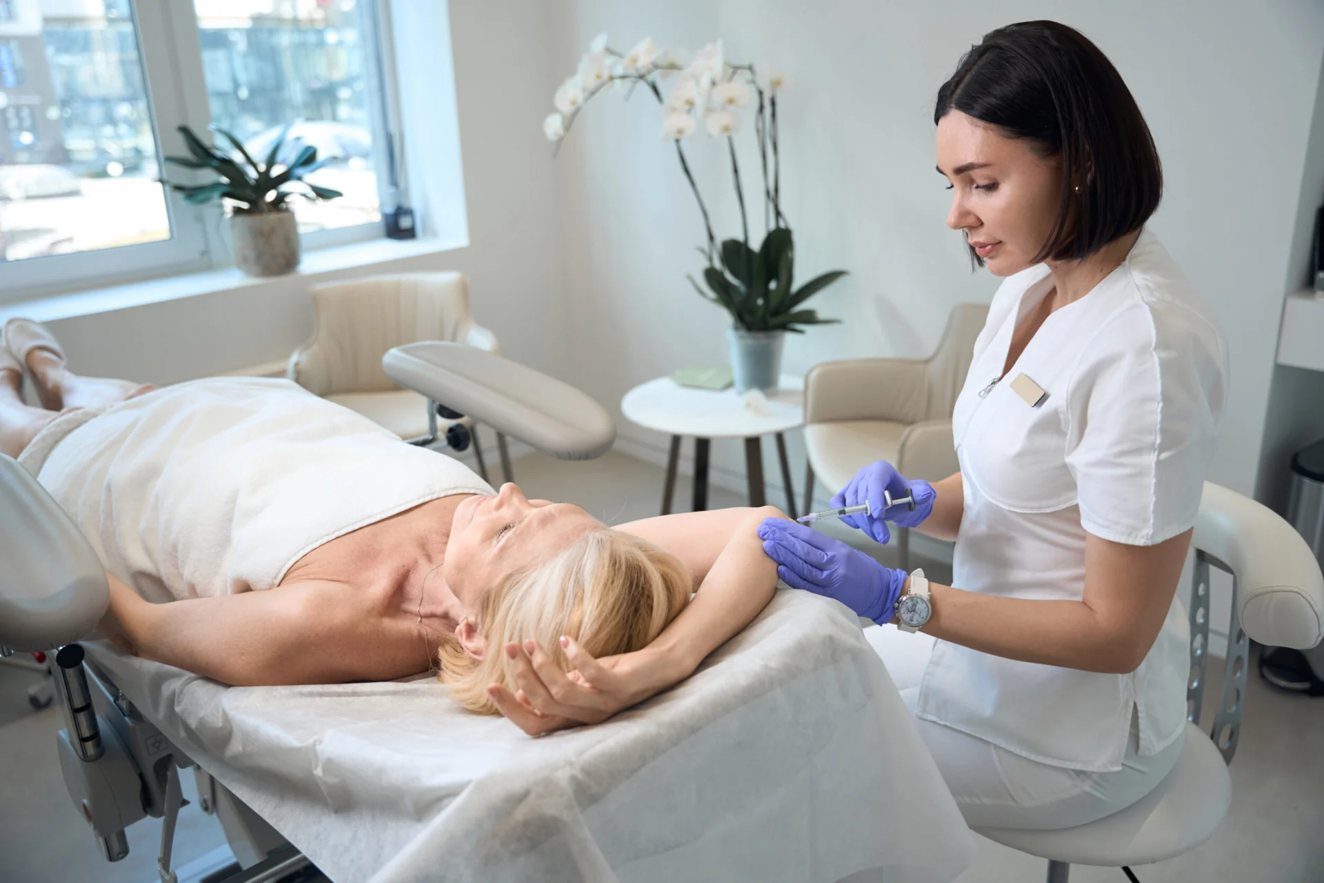 SKINVIVE vs Fillers Their Role at a Med Spa